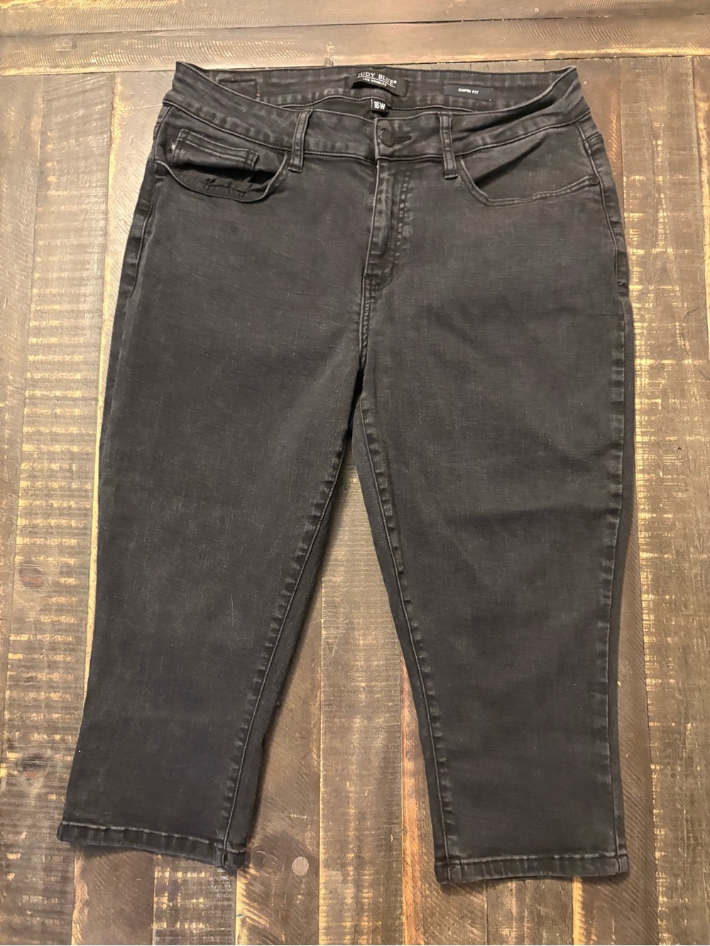 Judy Blue Preppy Black Denim Ankle Capri Pants Lightweight Stretch Skinny Fit